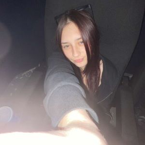 Meet your Posher, Danica